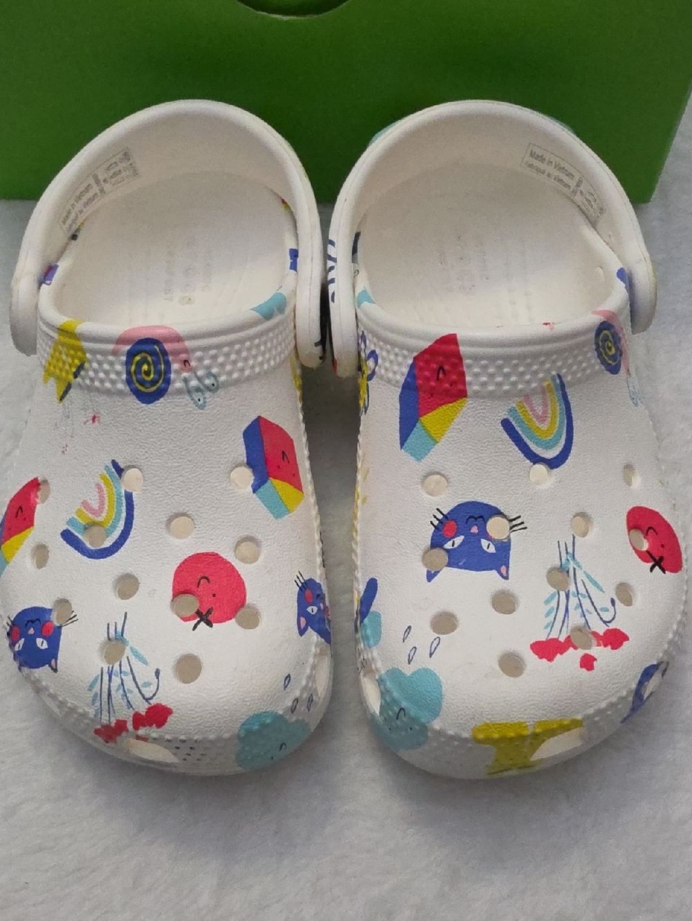 Crocs - Kids White Clog Shoes with Multicolor Fun Prints